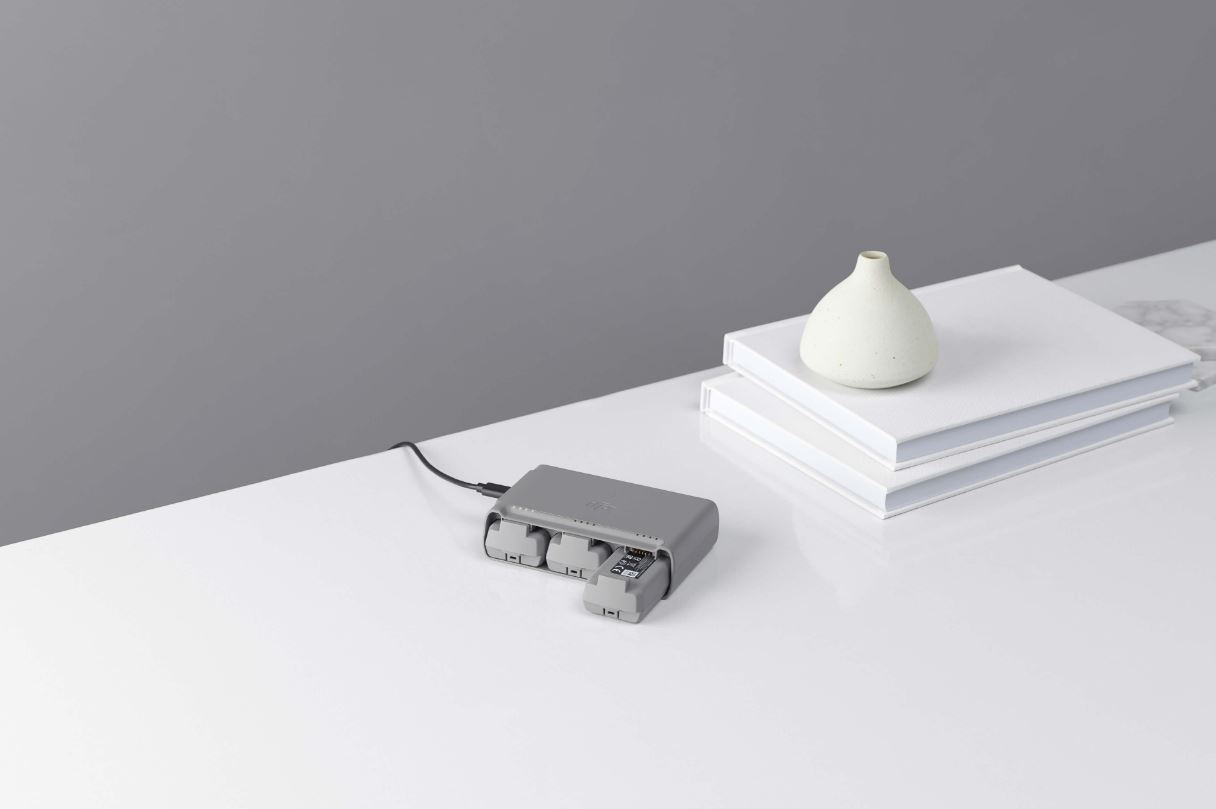 DJI Mini 2 Two-Way Charging Hub 